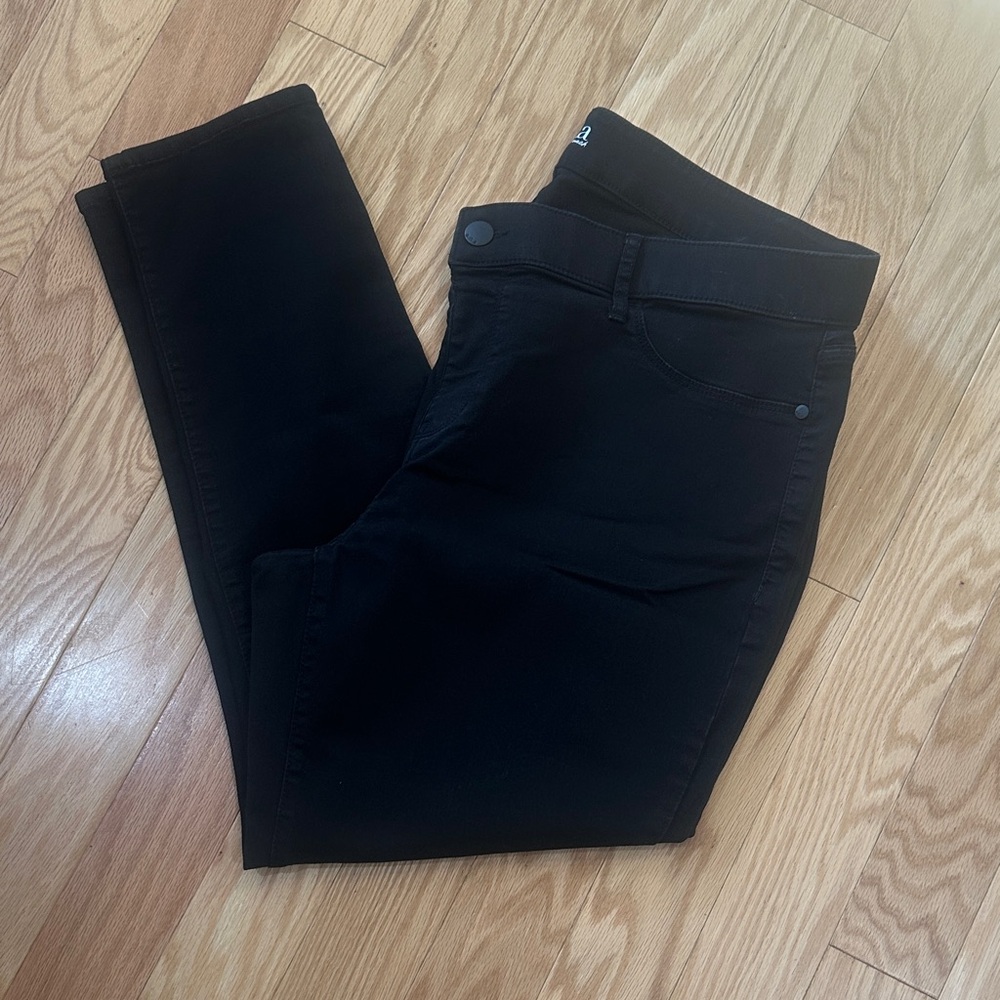 a.n.a Women's Plus Black Jeggings
